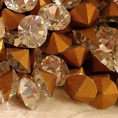Hundredevis klare krystaller, gold foiled, Optima Chatons 